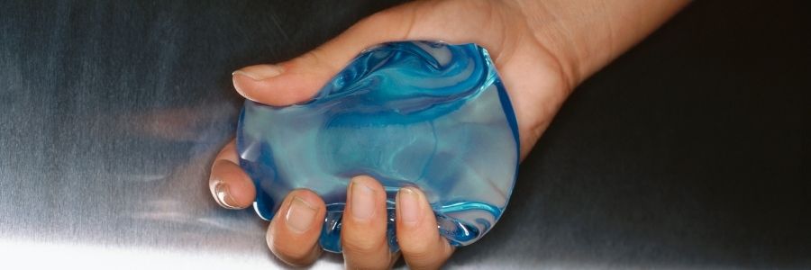 Saline vs Silicone Implants: Which One Is Right For You?